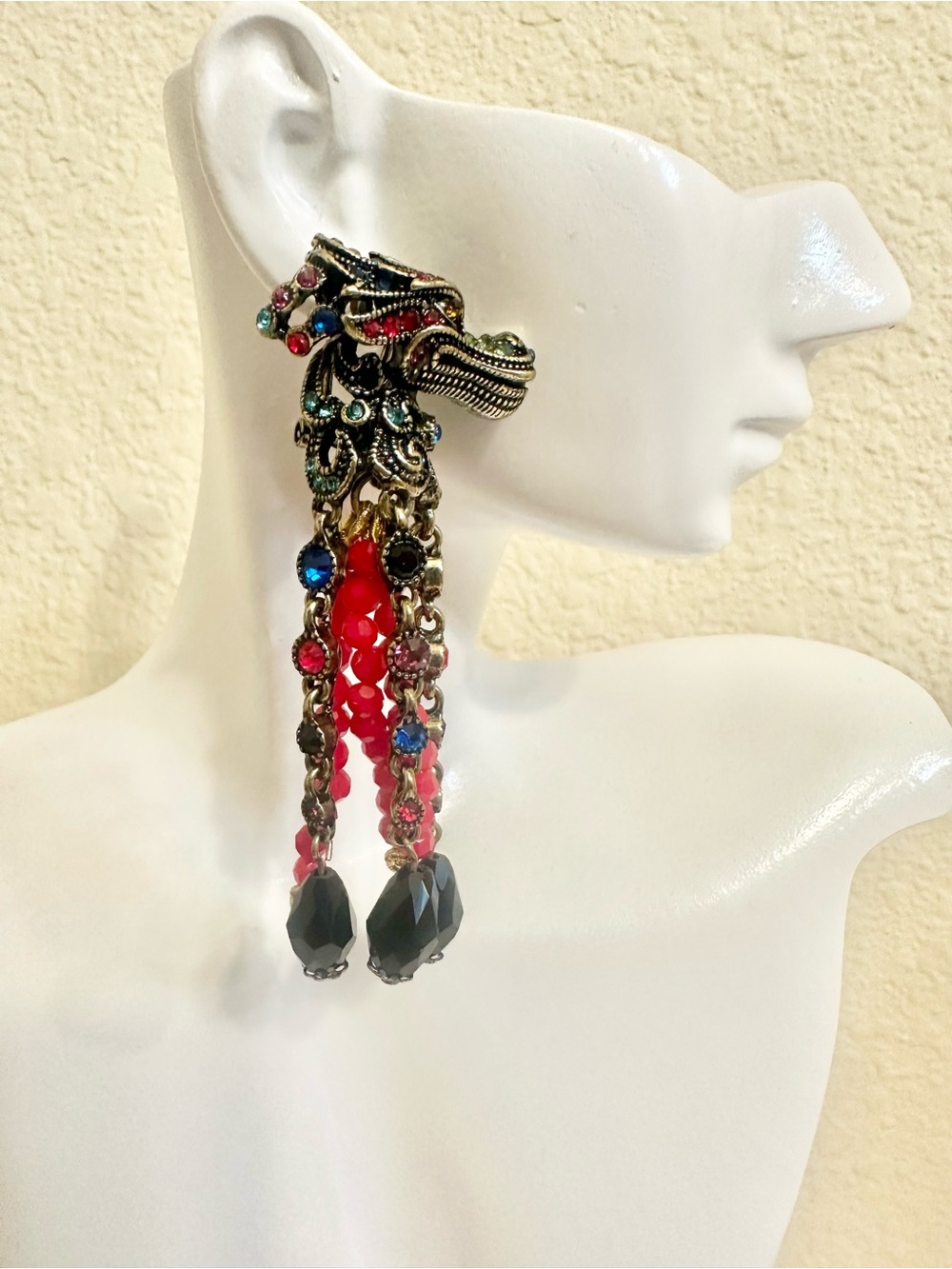 Vintage-Inspired Multi-Color Dragon Dangle Statement Earrings - Red & Black